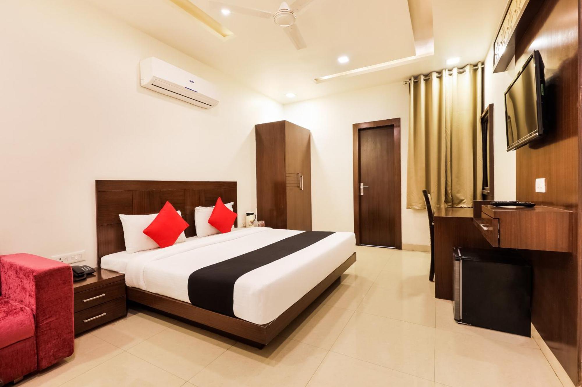 Super Townhouse Lalghati Near Airport Bhopal Exterior foto